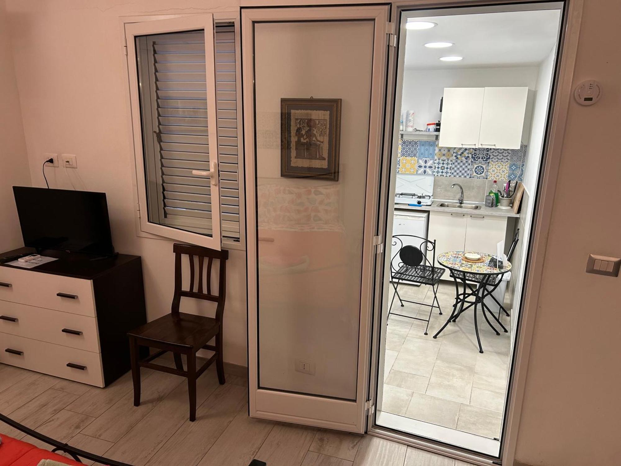 Deni'S Apartments Per 2 Con Veranda Balcone Siraküza Dış mekan fotoğraf